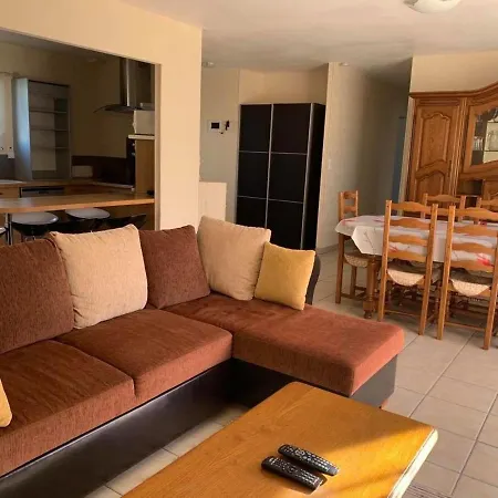 Casa vacanze Maison Confortable Avec Clim, Terrasse Et Jardin - 6 Pers, Proche Et Plages - Fr-1-319-425 Parentis-en-Born