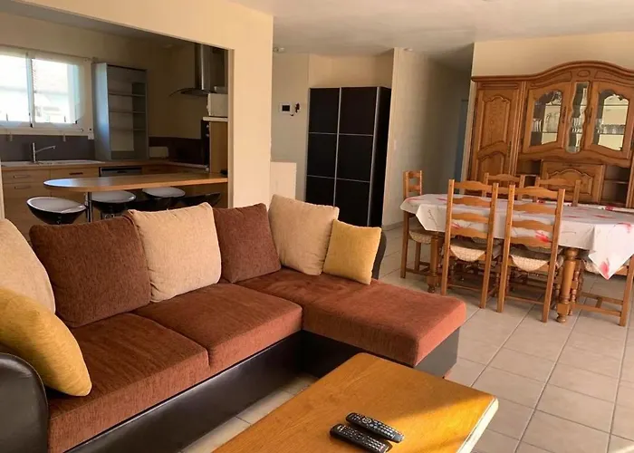Casa de Férias Maison Confortable Avec Clim, Terrasse Et Jardin - 6 Pers, Proche Et Plages - Fr-1-319-425 Parentis-en-Born